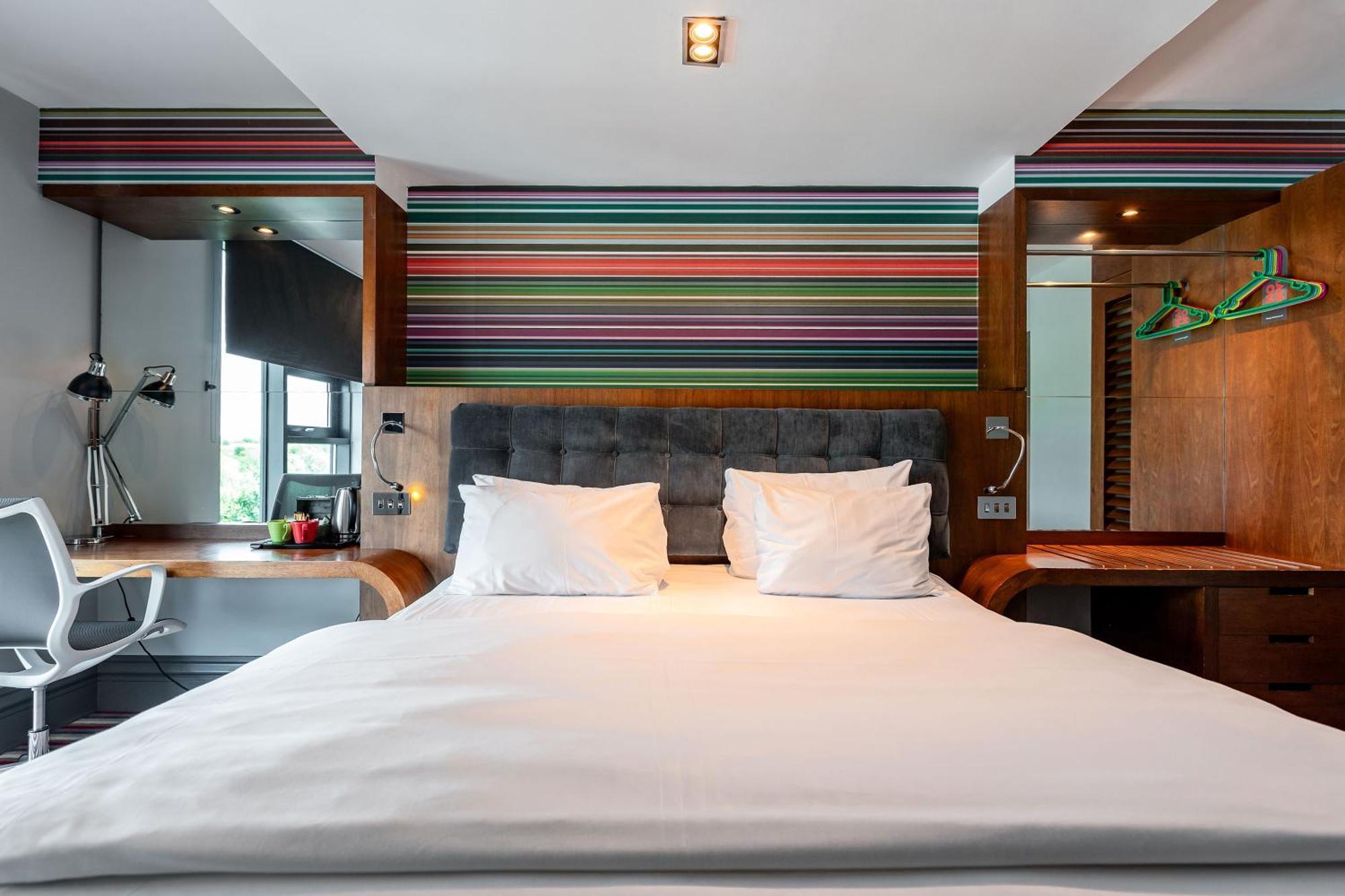 Village Hotel Manchester Ashton Eksteriør bilde