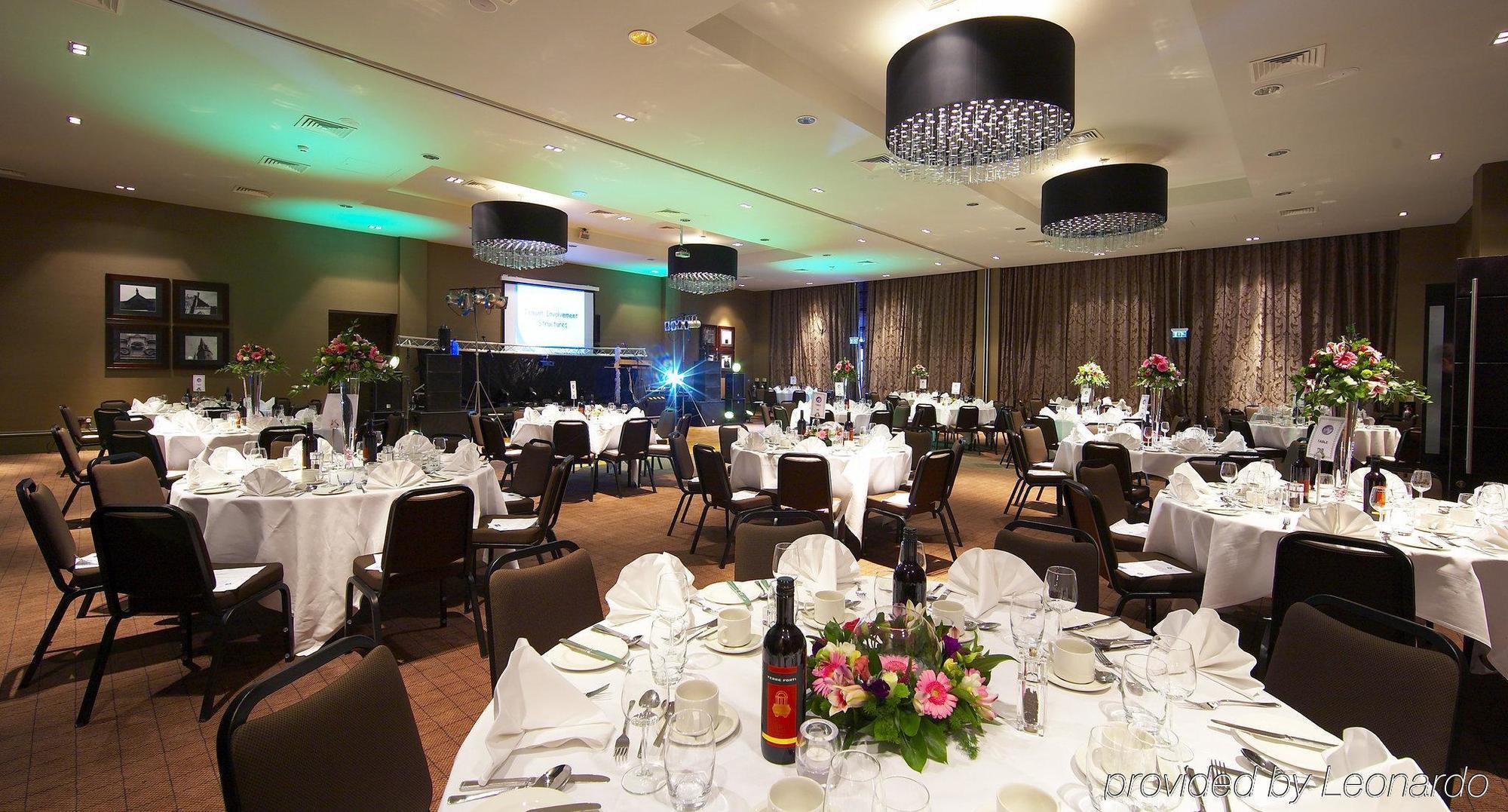 Village Hotel Manchester Ashton Eksteriør bilde